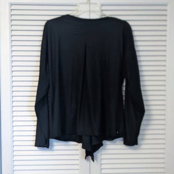 ADAY That's A Wrap Top - Picture 6 of 7